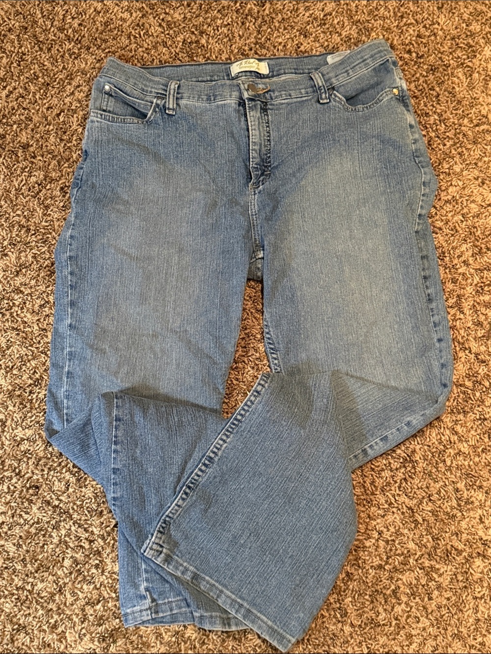 Wrangler Light Blue Women's Straight-Leg Jeans